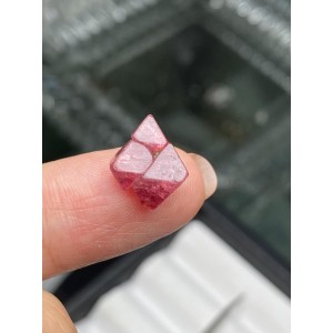尖晶石